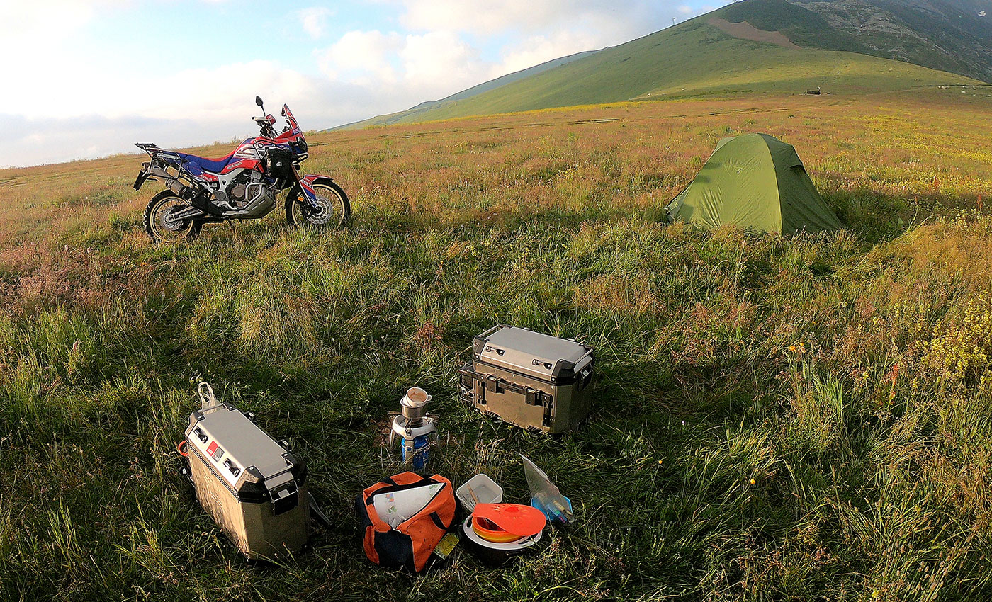 INSTRUNCTIONS+FOR+CAMPING+BY+MOTORCYCLE